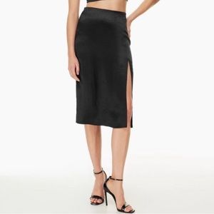 NWOT Aritzia Babaton Side Slit Silky Skirt